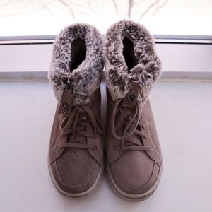 Faux Fur Lined Suede Ankle Sneakers - Beige, 9